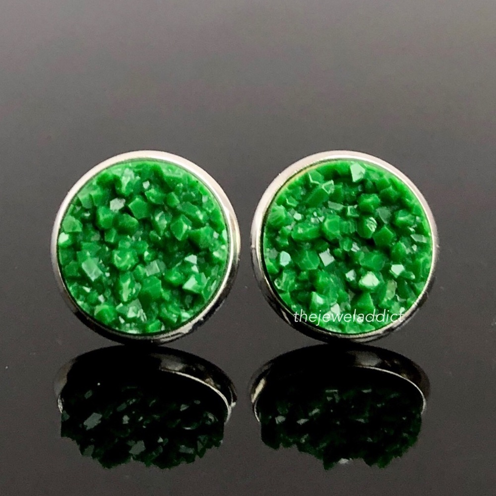 3/$15🎀Basil Green faux druzy studs - Picture 2 of 11